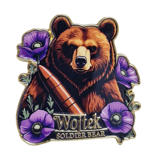 Wojtek the Soldier Bear Enamel Badge