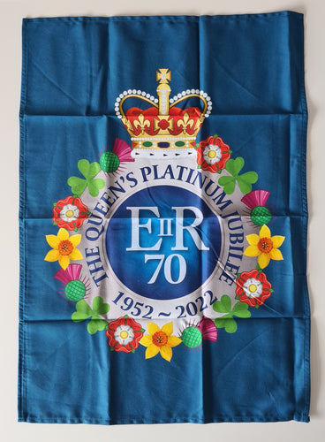 The Queen's Platinum Jubilee Commemorative Tea Towel